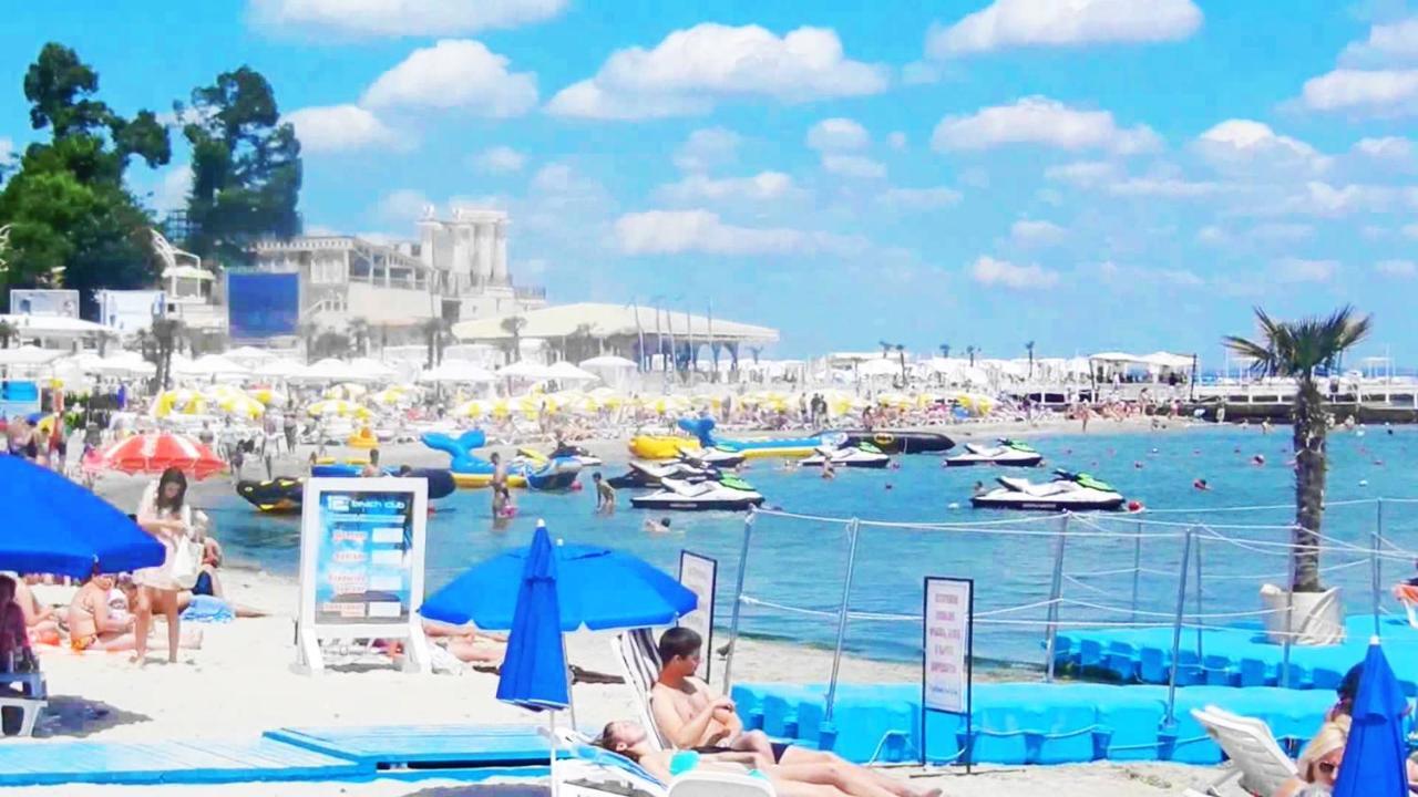 Литературная Улица Апартаменты Одесса Экстерьер фото